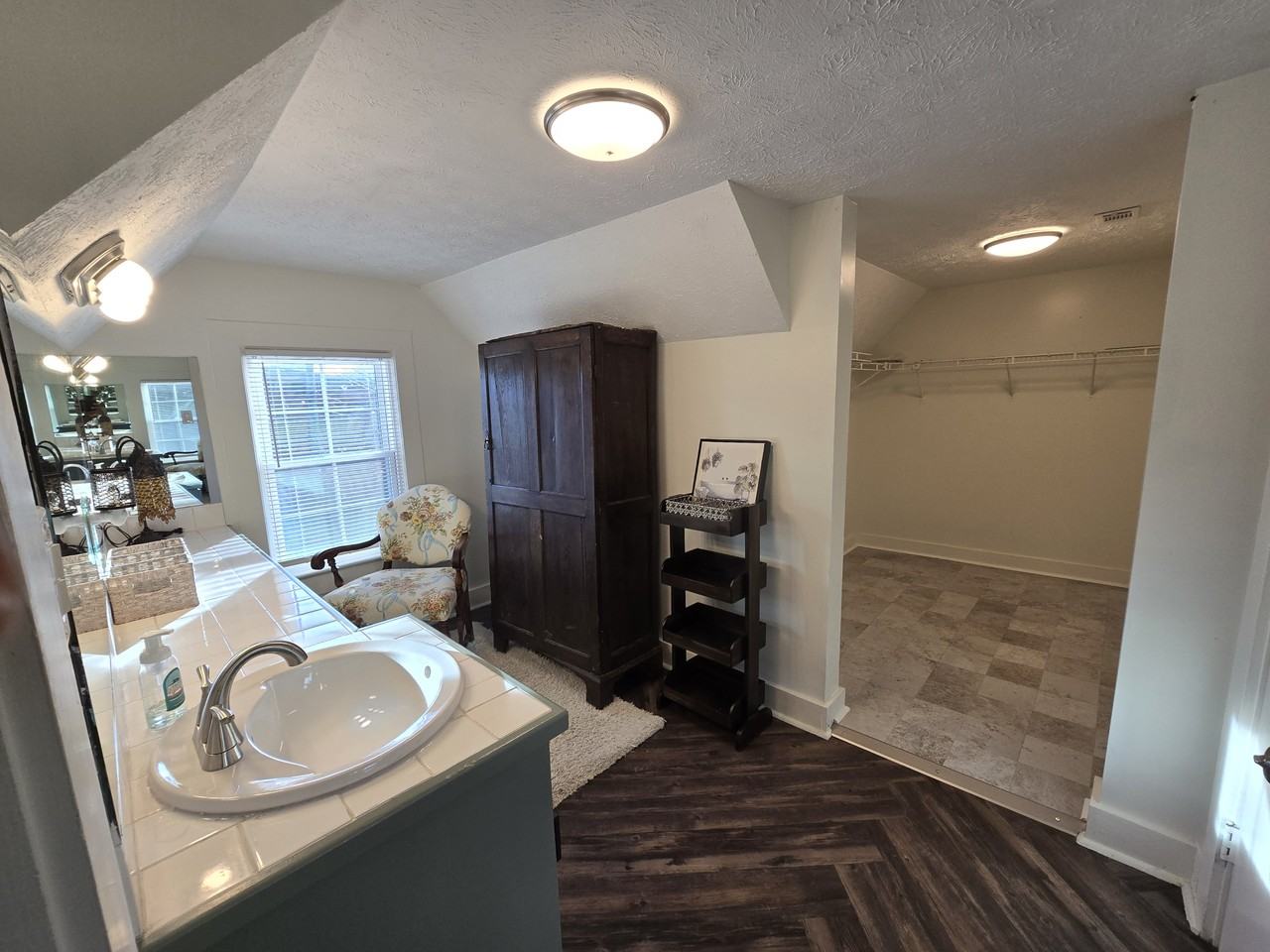1834 Highland Ave #D - Photo 6 of 11