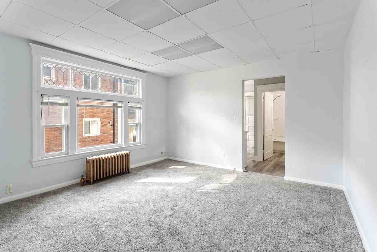 405 E 6th St #4 - Photo 3 of 16