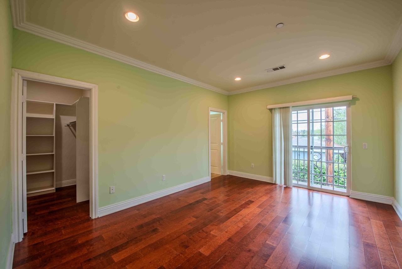 2460 Newport Blvd #G - Photo 3 of 20
