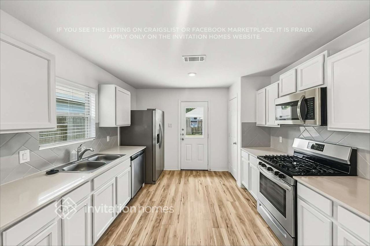 18776 Faustina Way - Photo 7 of 18