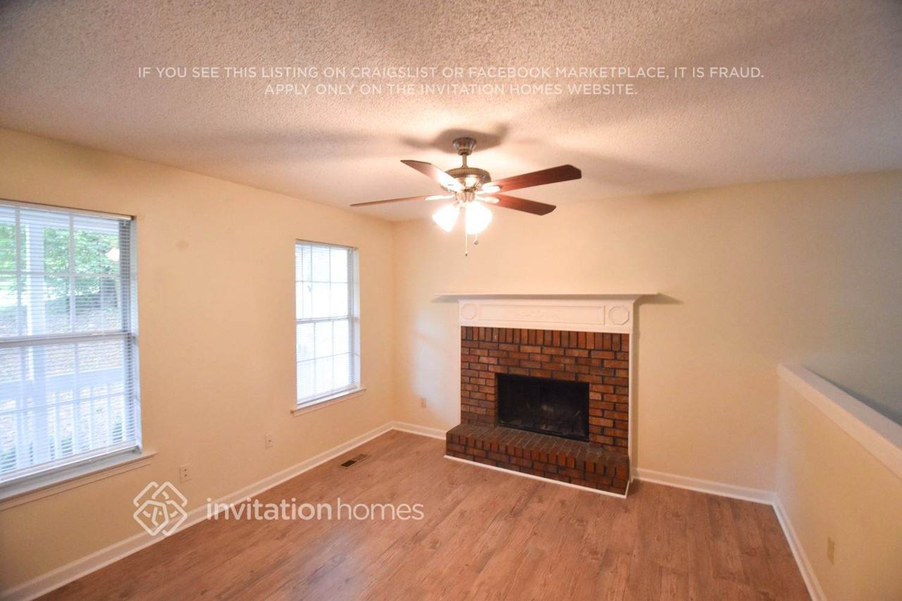 42 Westin Dr - Photo 2 of 7