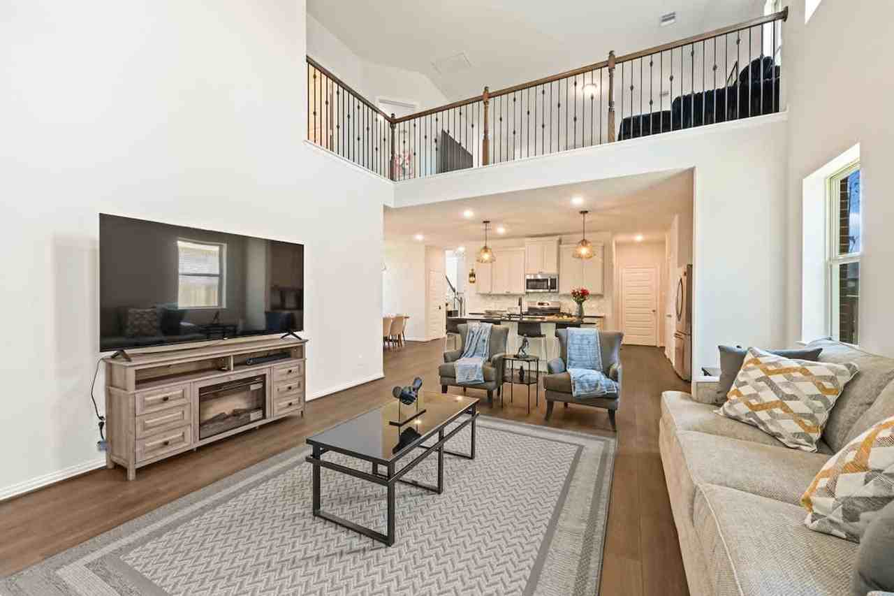 202 Brecon Buff Dr #1596557P - Photo 4 of 24