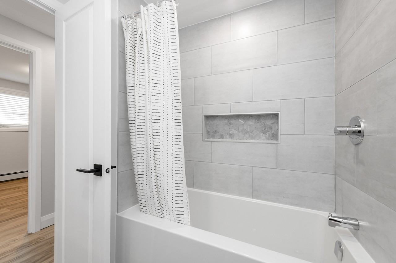 430 Phoenix Crescent #1 - Photo 6 of 14