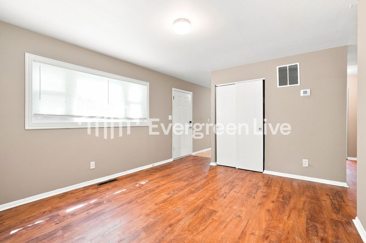 3007 Woodway Rd - Photo 5 of 15