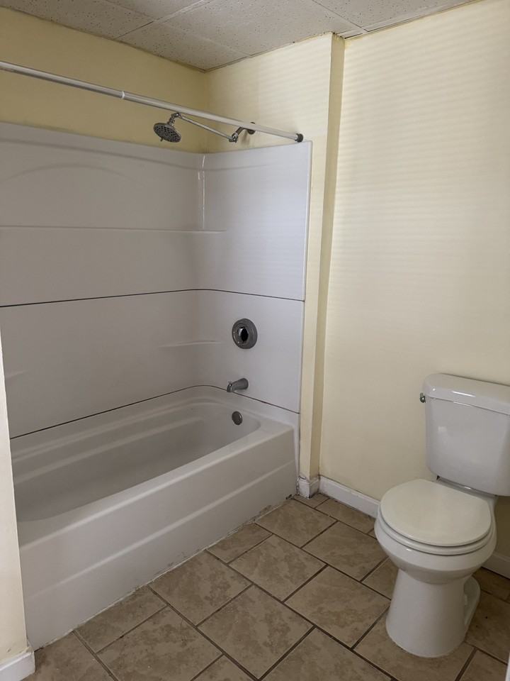 81 Lane Street - Photo 6 of 13