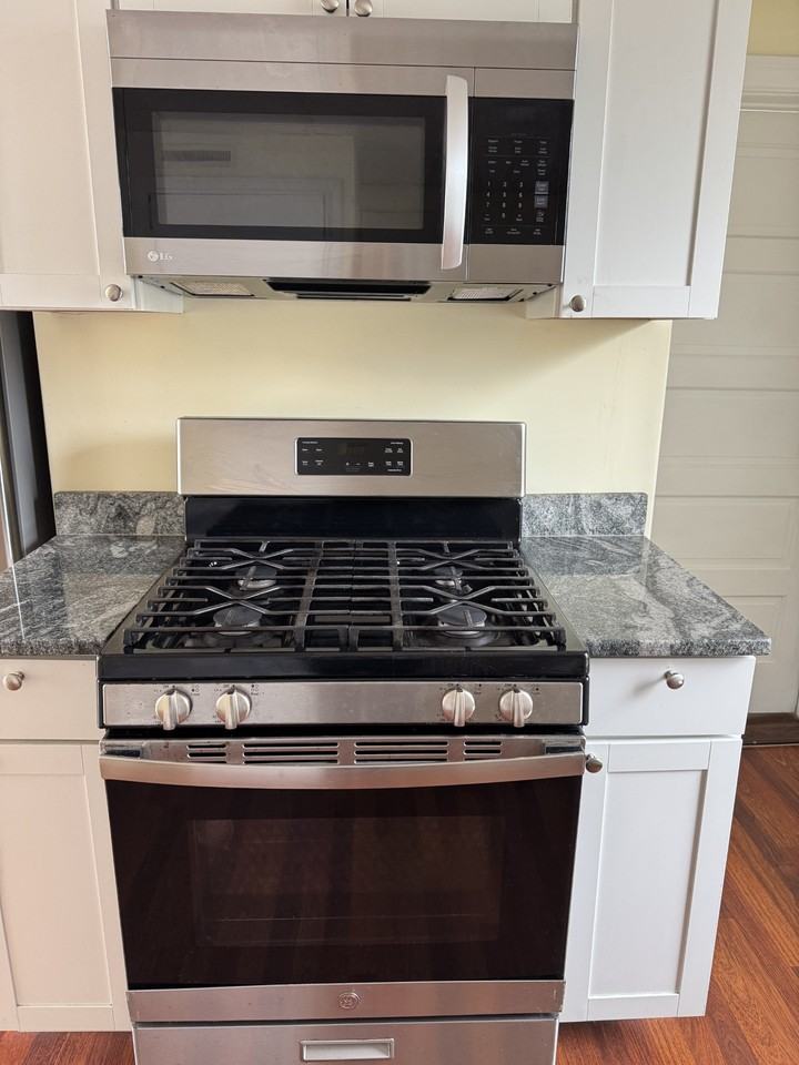 81 Lane Street - Photo 4 of 13