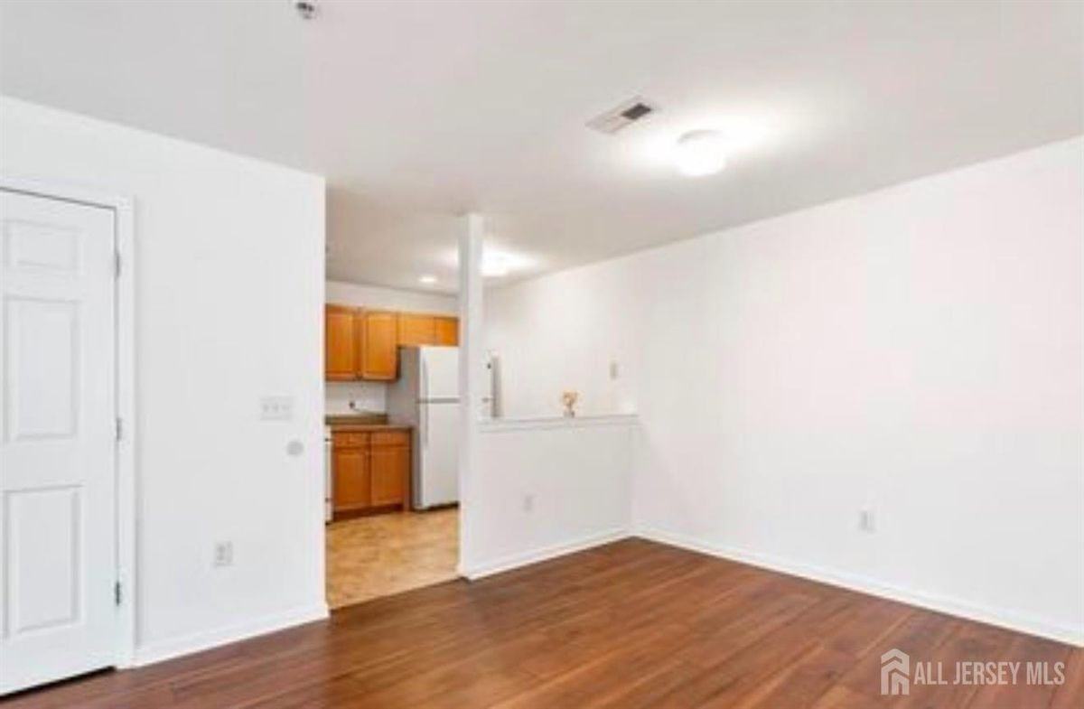 106 Chariot Ct - Photo 3 of 19