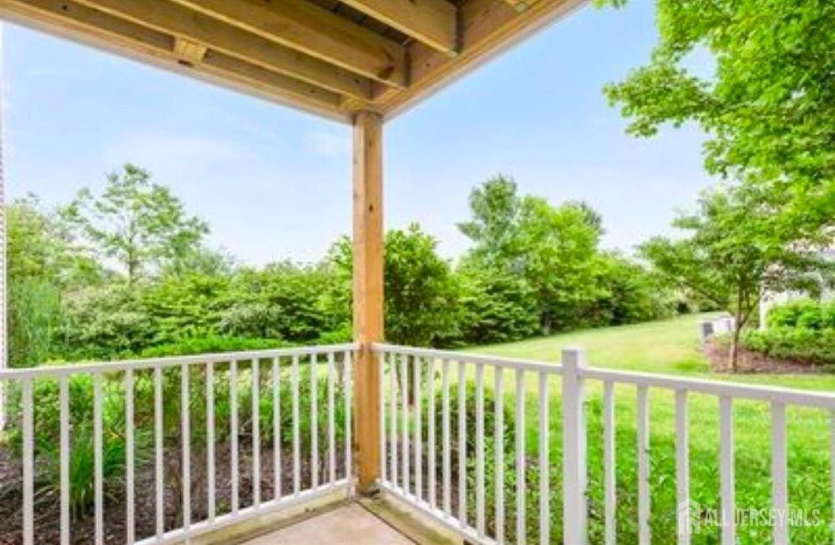 106 Chariot Ct - Photo 7 of 19