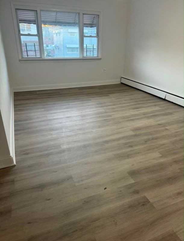 532 Underhill Ave - Photo 6 of 12