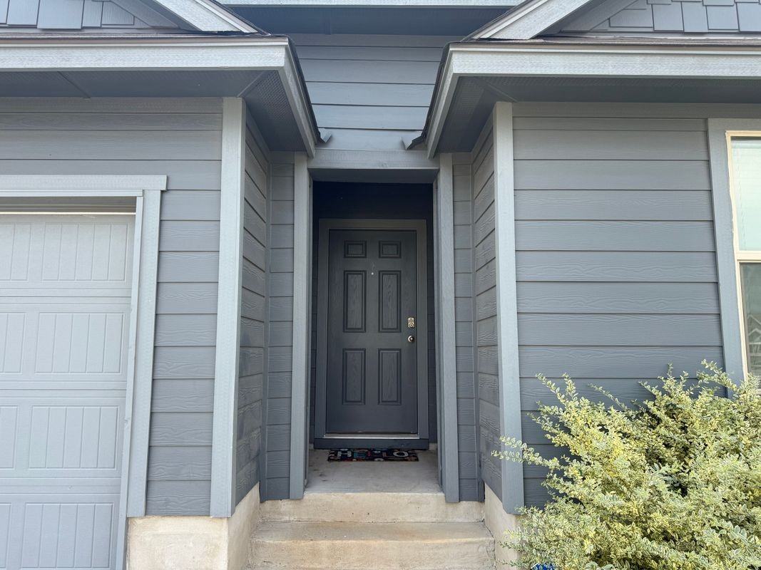1320 Piedmont St - Photo 3 of 29