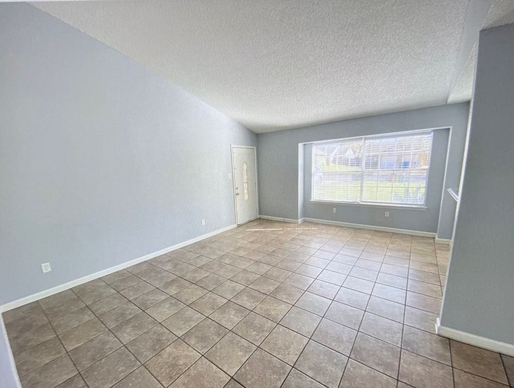 12320 Patron Dr ##A - Photo 4 of 7
