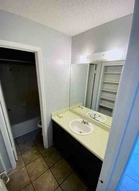 12320 Patron Dr ##A - Photo 6 of 7