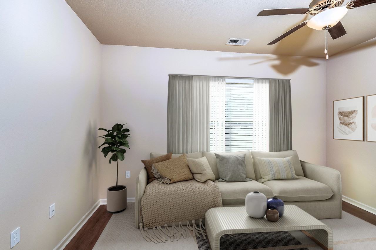7049 Broad St - Photo 3 of 17