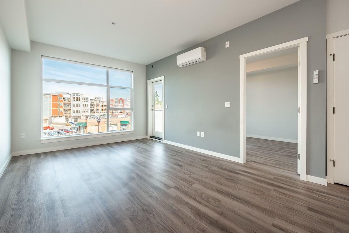 Railside House Apartments - Photo 3 of 21