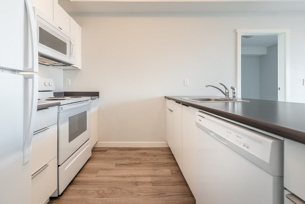 Railside House Apartments - Photo 4 of 21