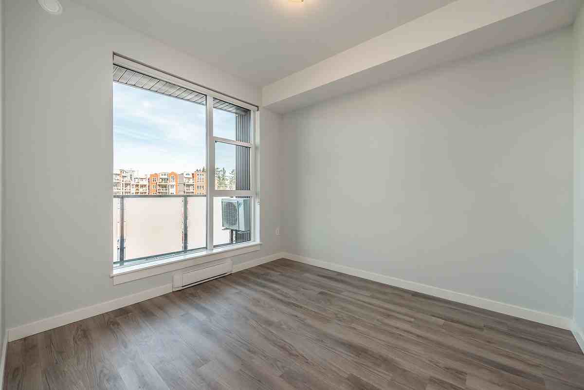 Railside House Apartments - Photo 6 of 21