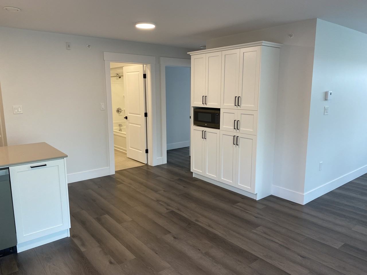 55 Forest Hill Road #323 - Photo 5 of 18