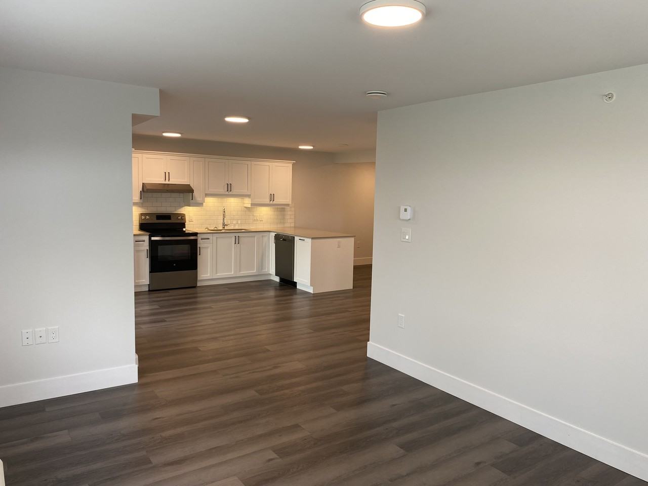 55 Forest Hill Road #323 - Photo 7 of 18