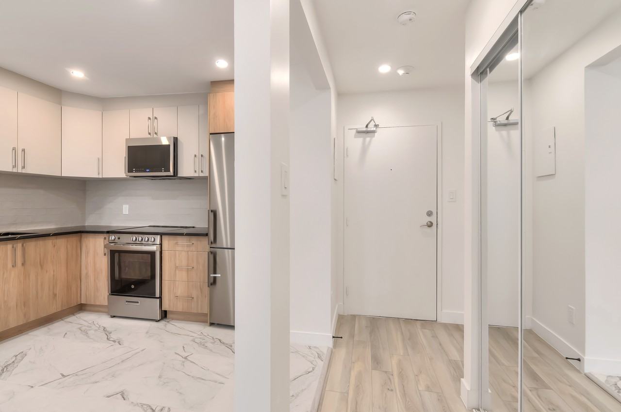 4 1/2 & 3 1/2 Condo Style, all-inclusive, spacious, pour Sept Pierrefonds - 1595$ - Photo 2 of 15