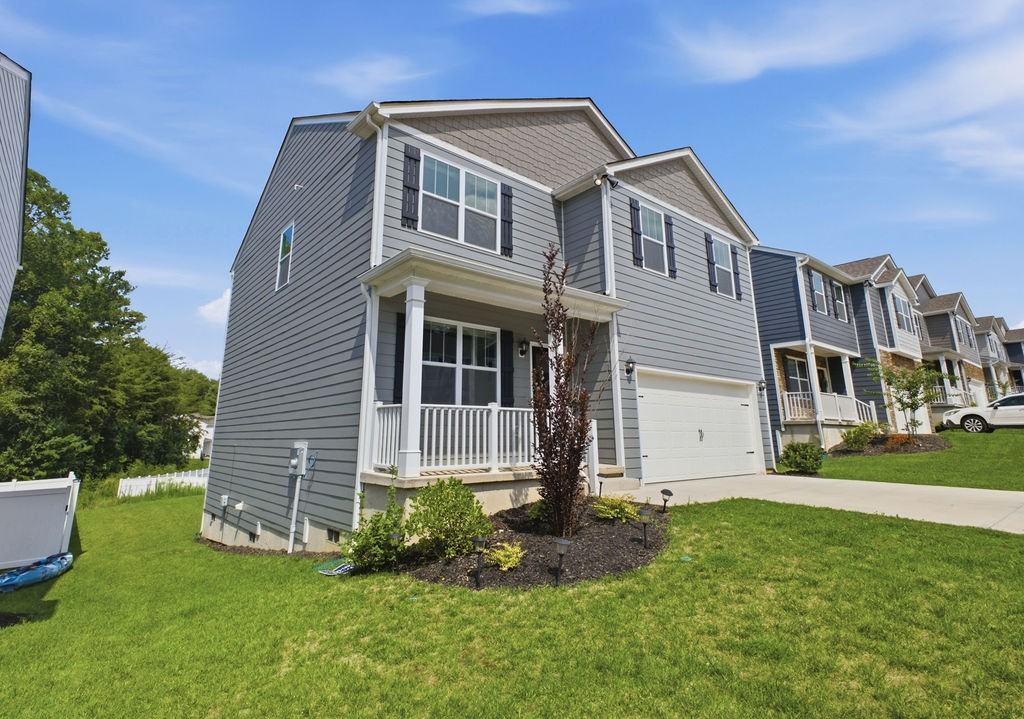 560 Country Oak Dr #NA - Photo 3 of 36