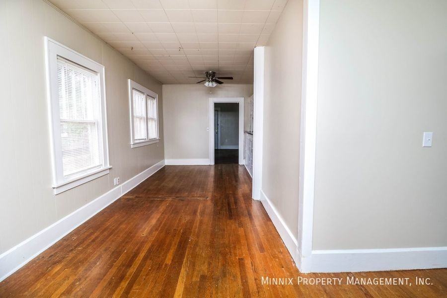 2106 15th St - Photo 4 of 26