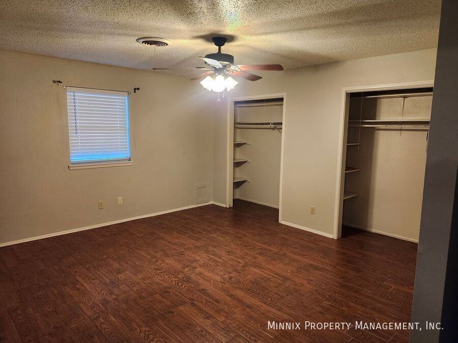 4322 55th St - Photo 5 of 6