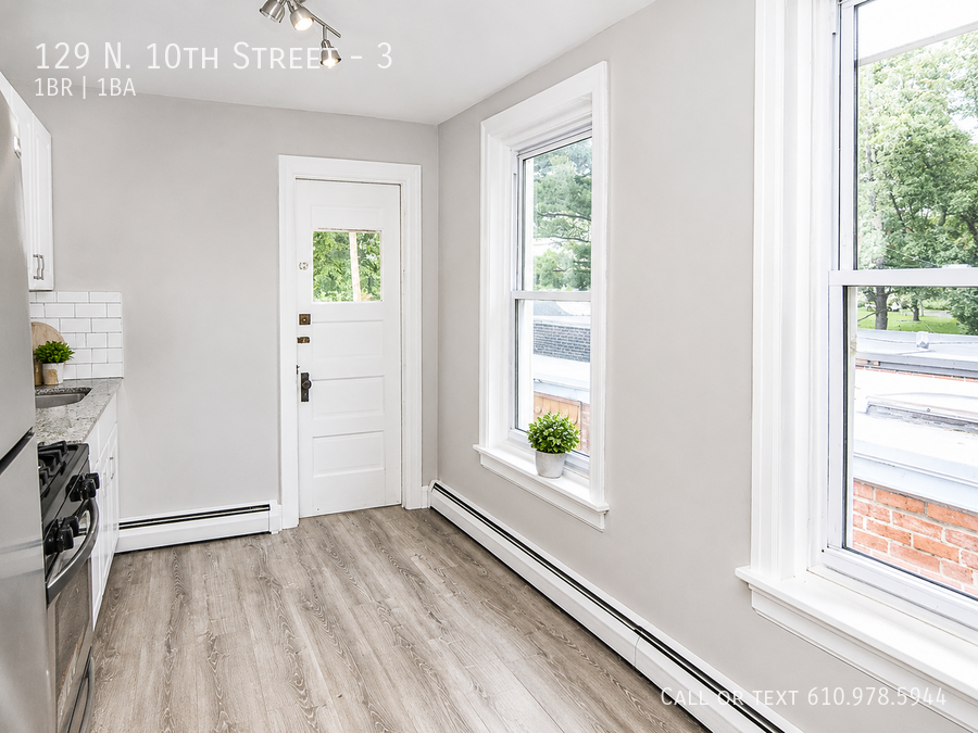 129 N 10th St #3 - Photo 5 of 6