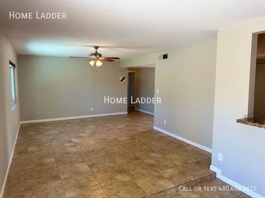 6102 W Mauna Loa Ln - Photo 7 of 26