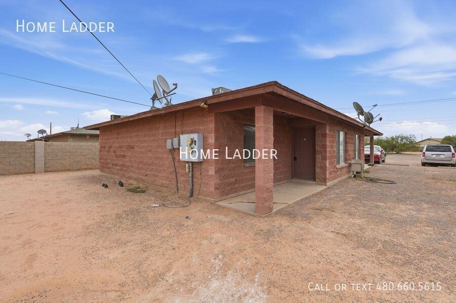 4130 N Toltec Rd #C - Photo 2 of 22