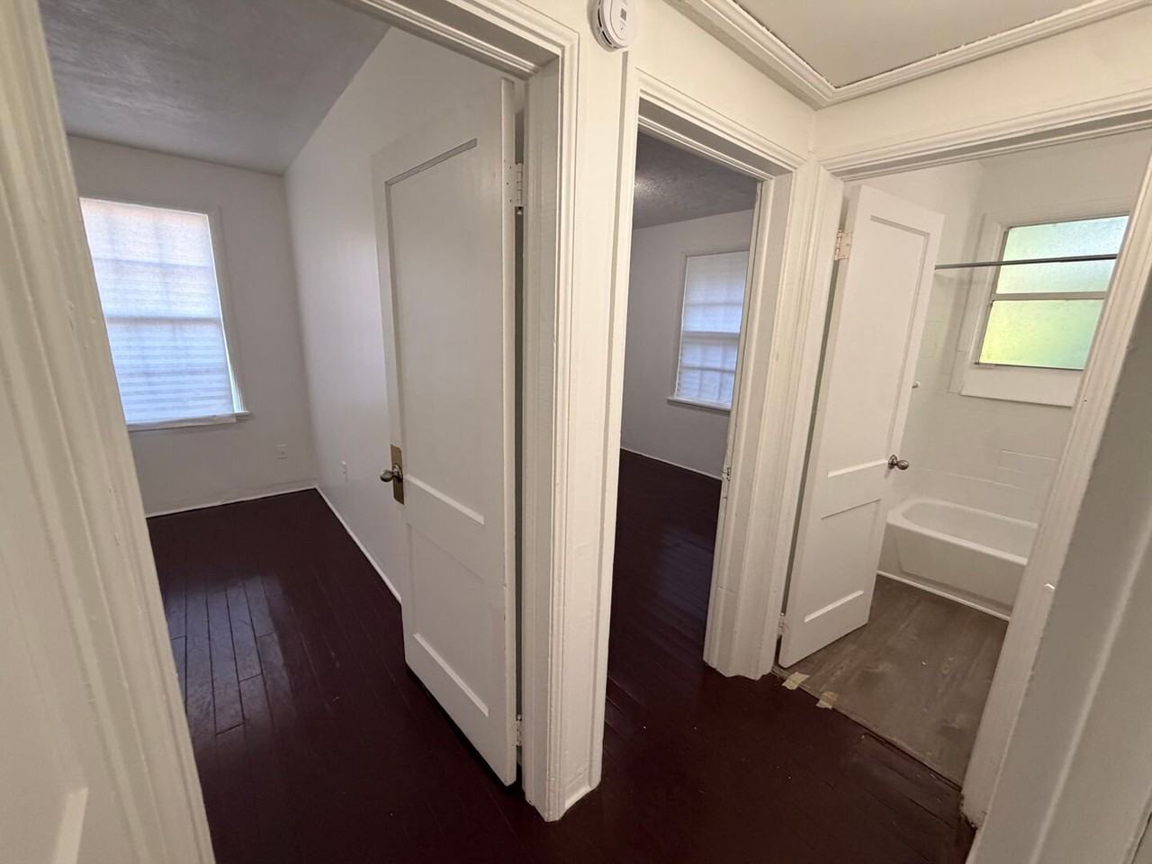 6031 Transylvania Ave - Photo 6 of 10