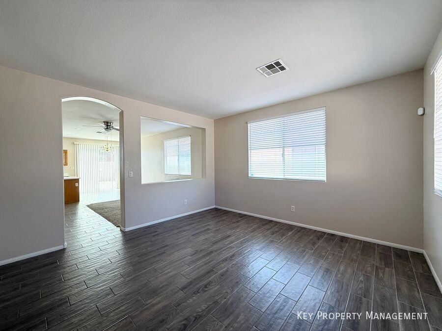 5366 S Conquistador St - Photo 3 of 22