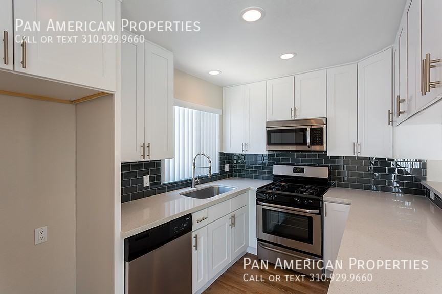 1721 E Pine Ave #4 - Photo 6 of 48