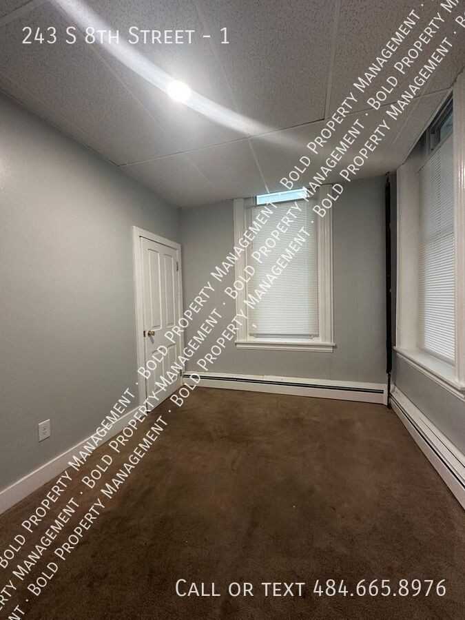 243 S 8th St #1 - Photo 5 of 7