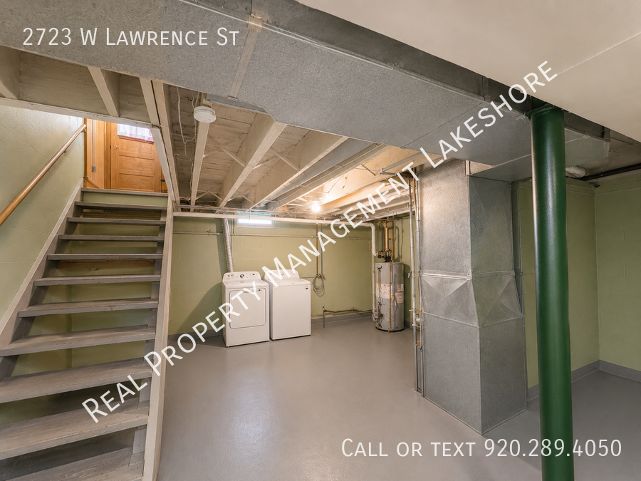 2723 W Lawrence St - Photo 7 of 8