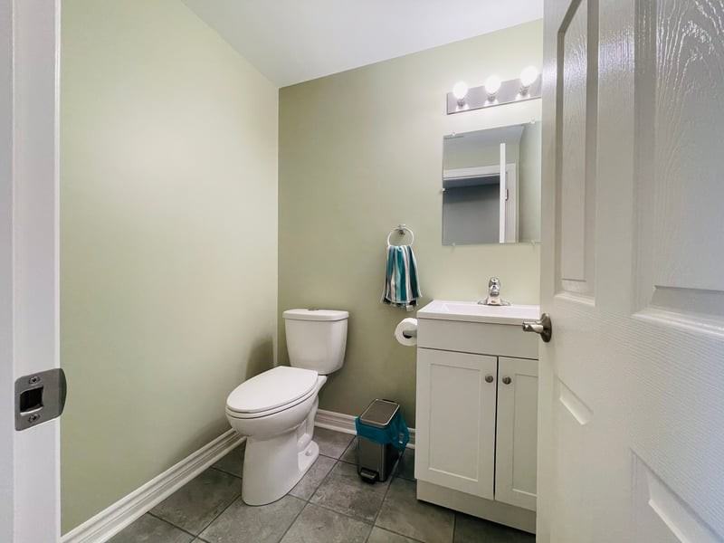 108 Battersea Crescent - Photo 5 of 13