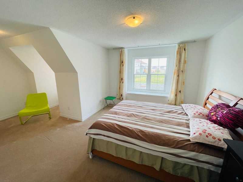 108 Battersea Crescent - Photo 6 of 13