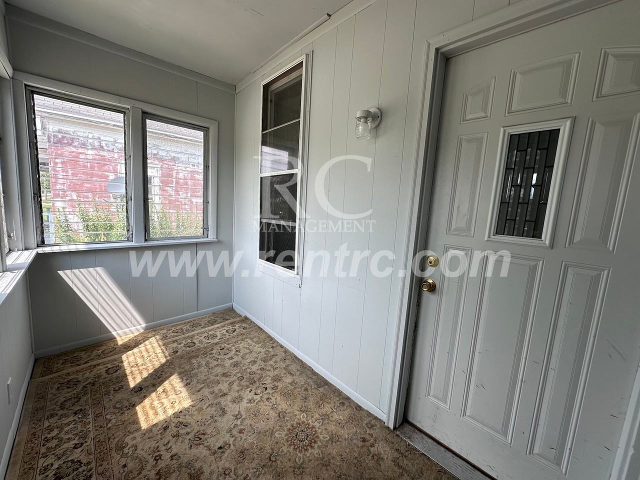 905 N Jackson St #N - Photo 6 of 18