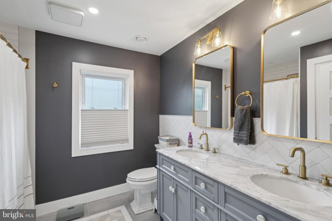 144 Ardmore Ave - Photo 3 of 5
