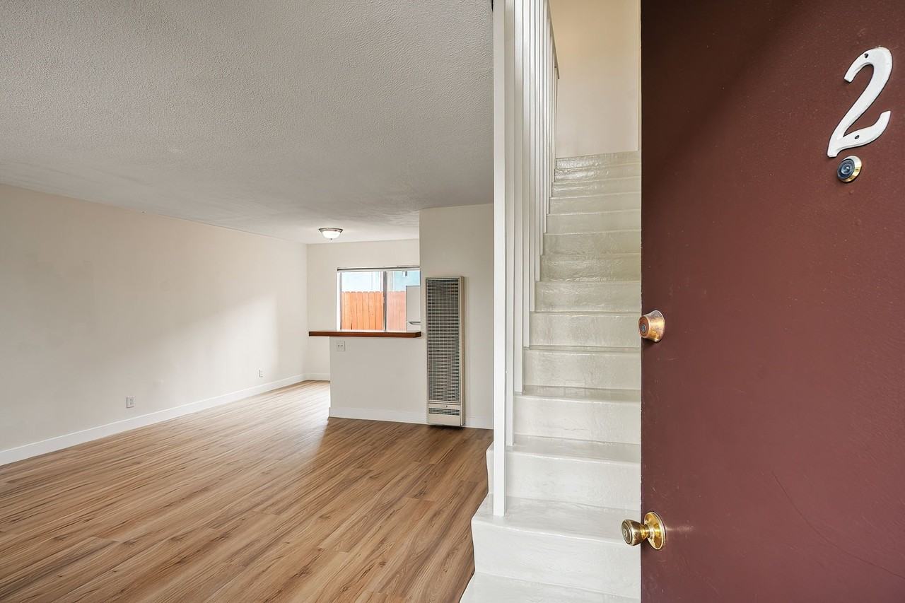 1315 Ocean Park Blvd #2 - Photo 2 of 21