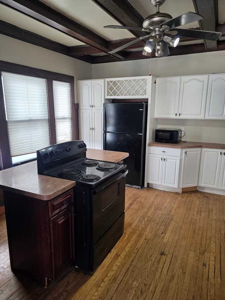 15 Hughes Ave - Photo 6 of 15