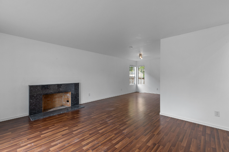 29021 13th Ave S - Photo 5 of 37
