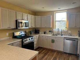 100 Lakeside Ct - Photo 1 of 1