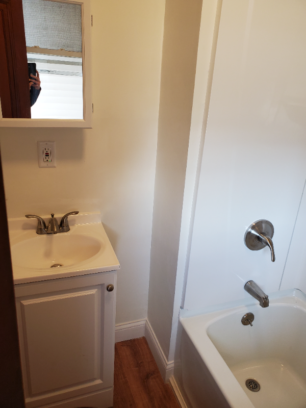 297 Amherst St - Photo 4 of 10