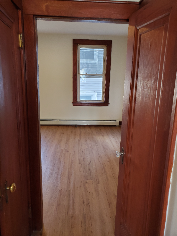 297 Amherst St - Photo 5 of 10