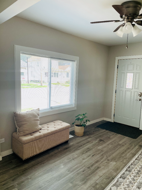 1034 Liberty St - Photo 5 of 20