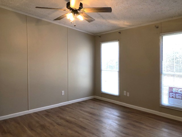 4105 Ek Dr - Photo 6 of 37