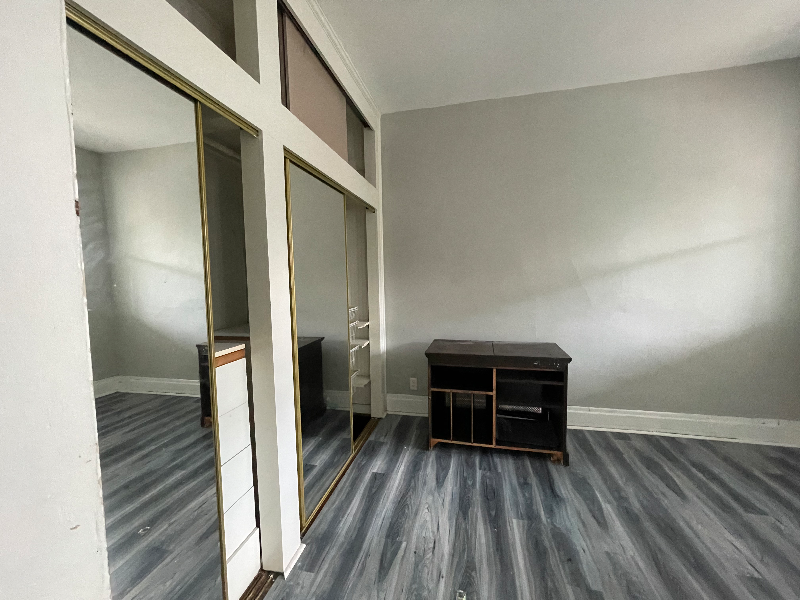 141 S Bryant Ave #1 - Photo 7 of 11