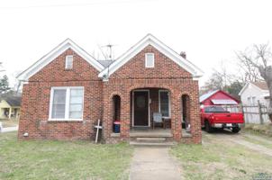 featured image of 112 S Standish St