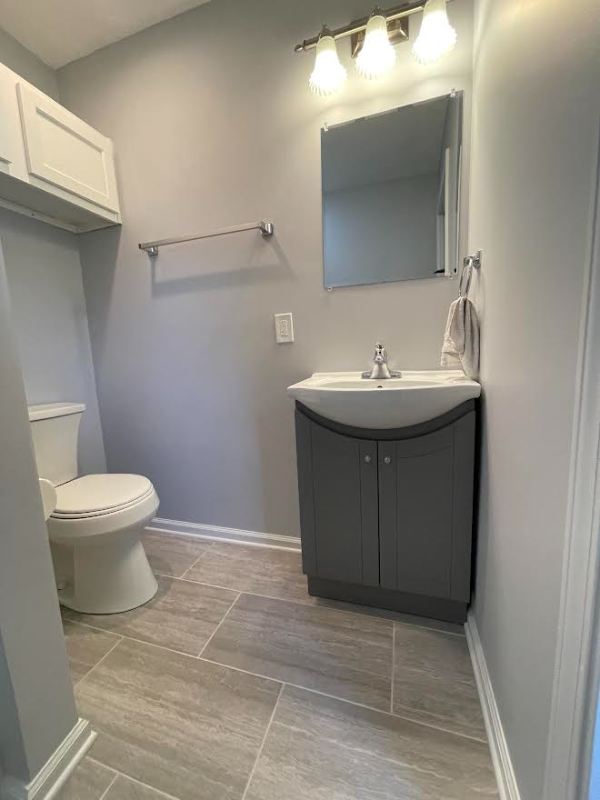 1601 Rhode Ct - Photo 5 of 22