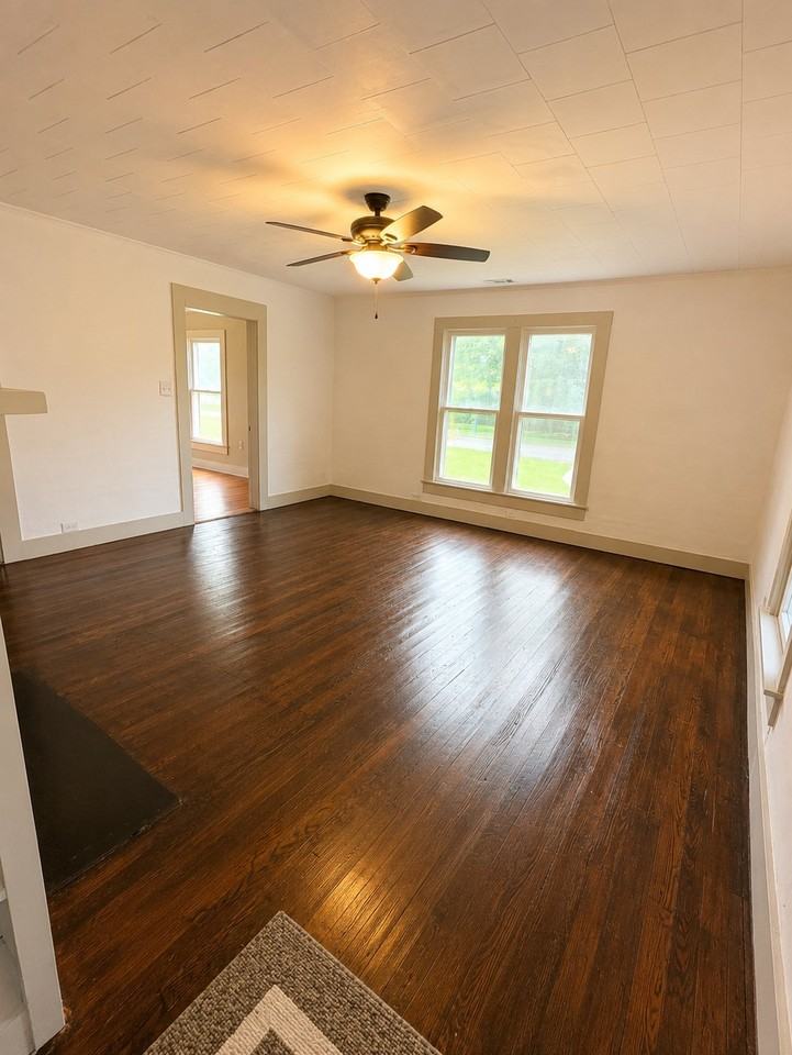 210 Tatertown Rd - Photo 2 of 14